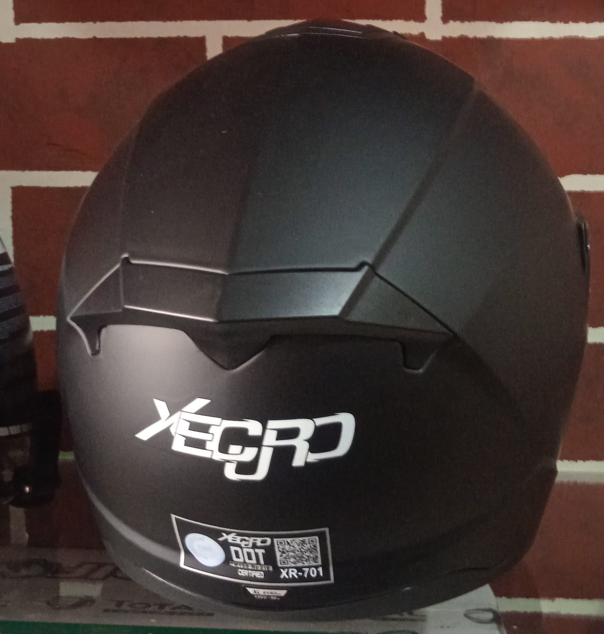 Casco Integral Xecuro 701 vista trasera