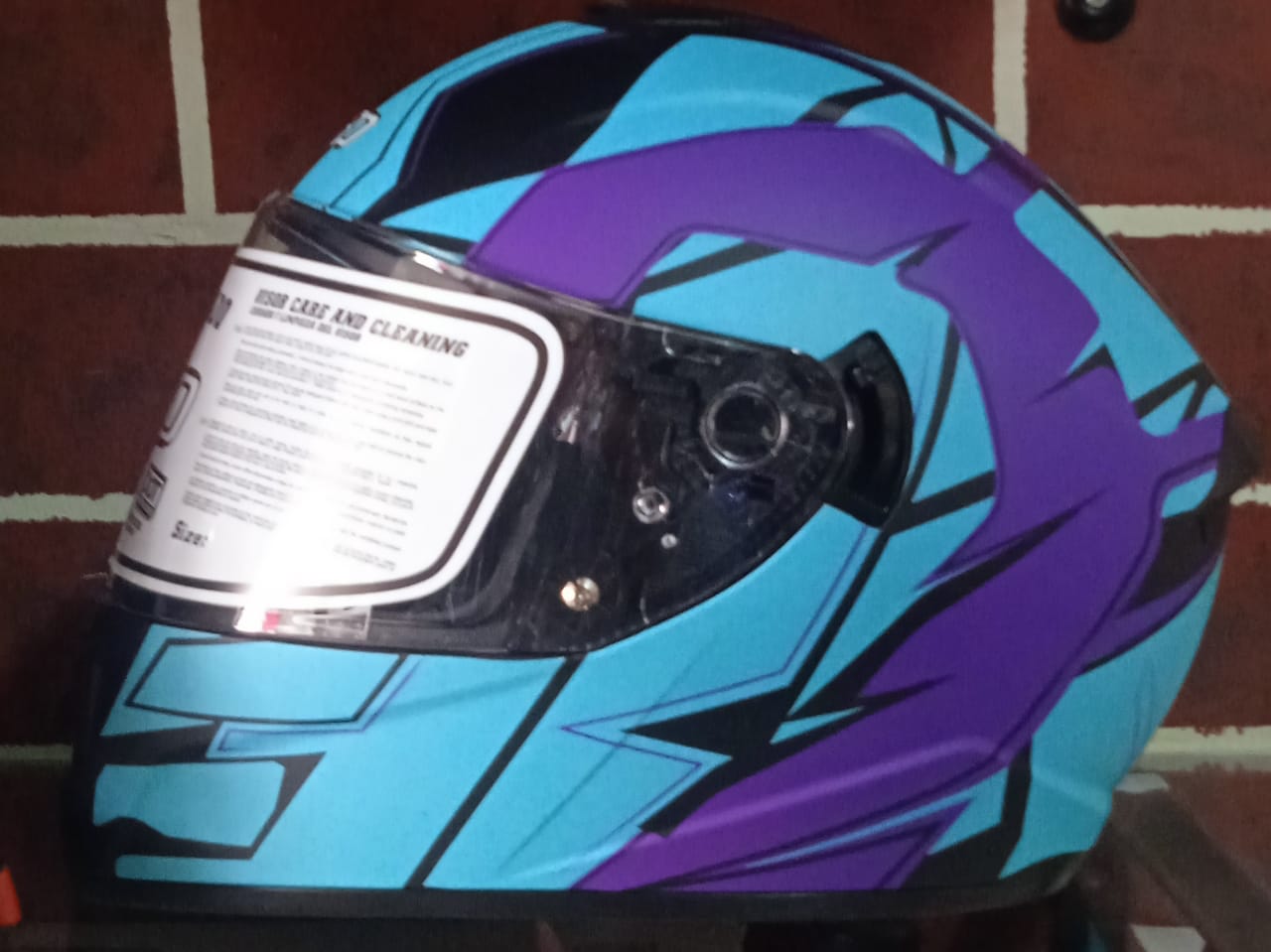 Casco Integral Xecuro 701 vista lateral